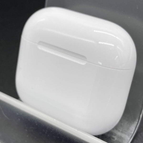 Apple 【中古】AirPods 4 MXP93J/A（アクティブノイズキャンセリング
