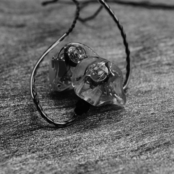 Unique Melody MAVERICK(カスタムIEM) – e☆イヤホン