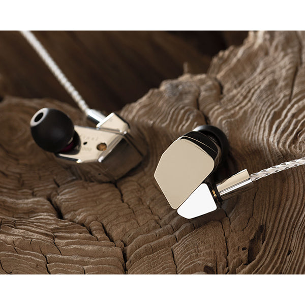 final A8000 【FI-A8DSSD】 – e☆イヤホン