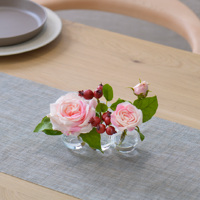 ダイニングに飾るお洒落なアーティフィシャルフラワー特集｜エミリオ