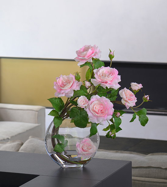 ダイニングに飾るお洒落なアーティフィシャルフラワー特集｜エミリオ