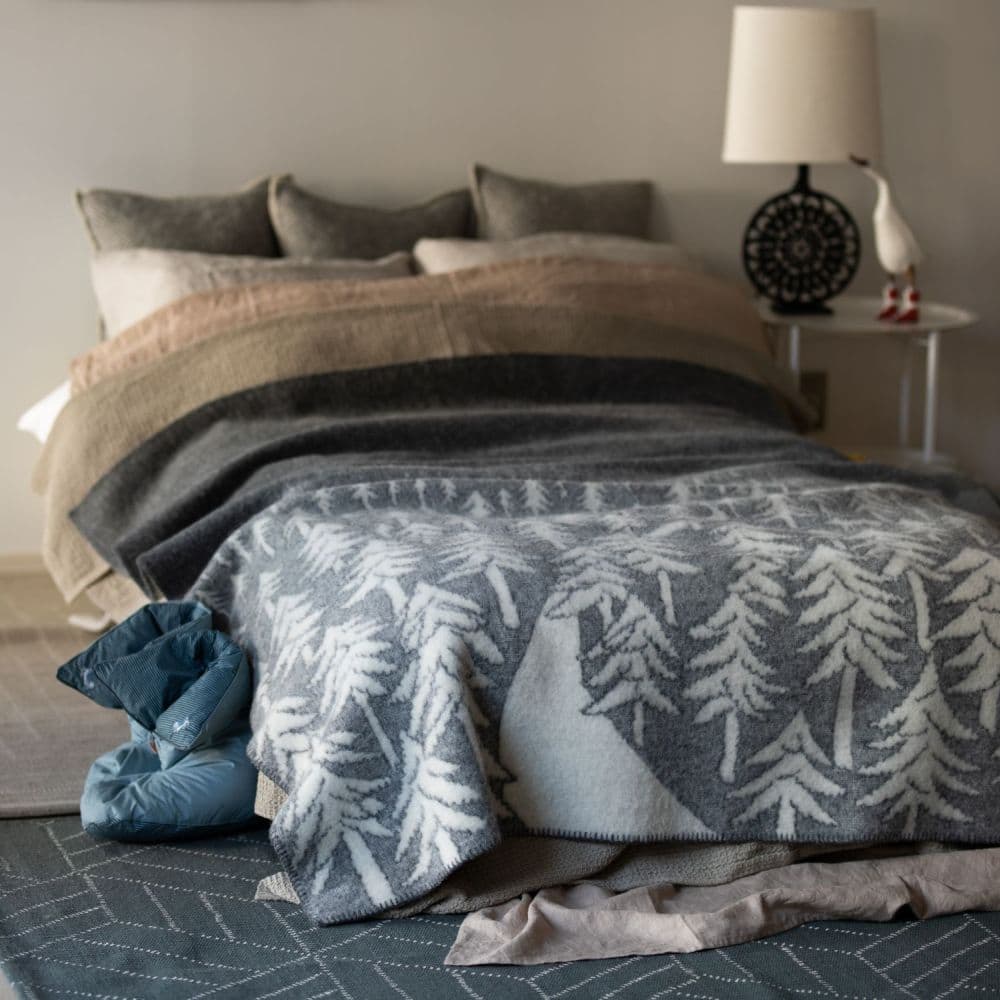 KLIPPAN/クリッパン ウール シングルブランケット HOUSE IN THE FOREST