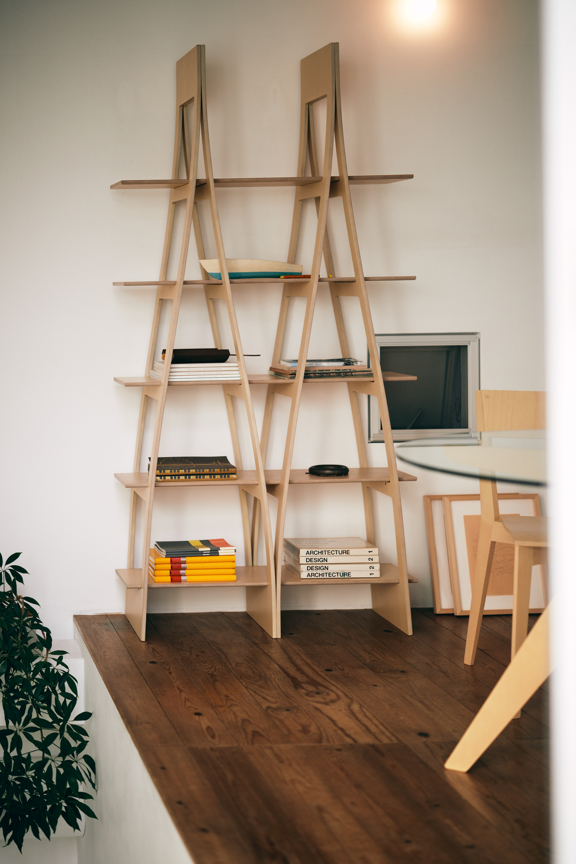 ディスプレイ シェルブス | HOME ACCESSORIES | COLLECTION | E&Y