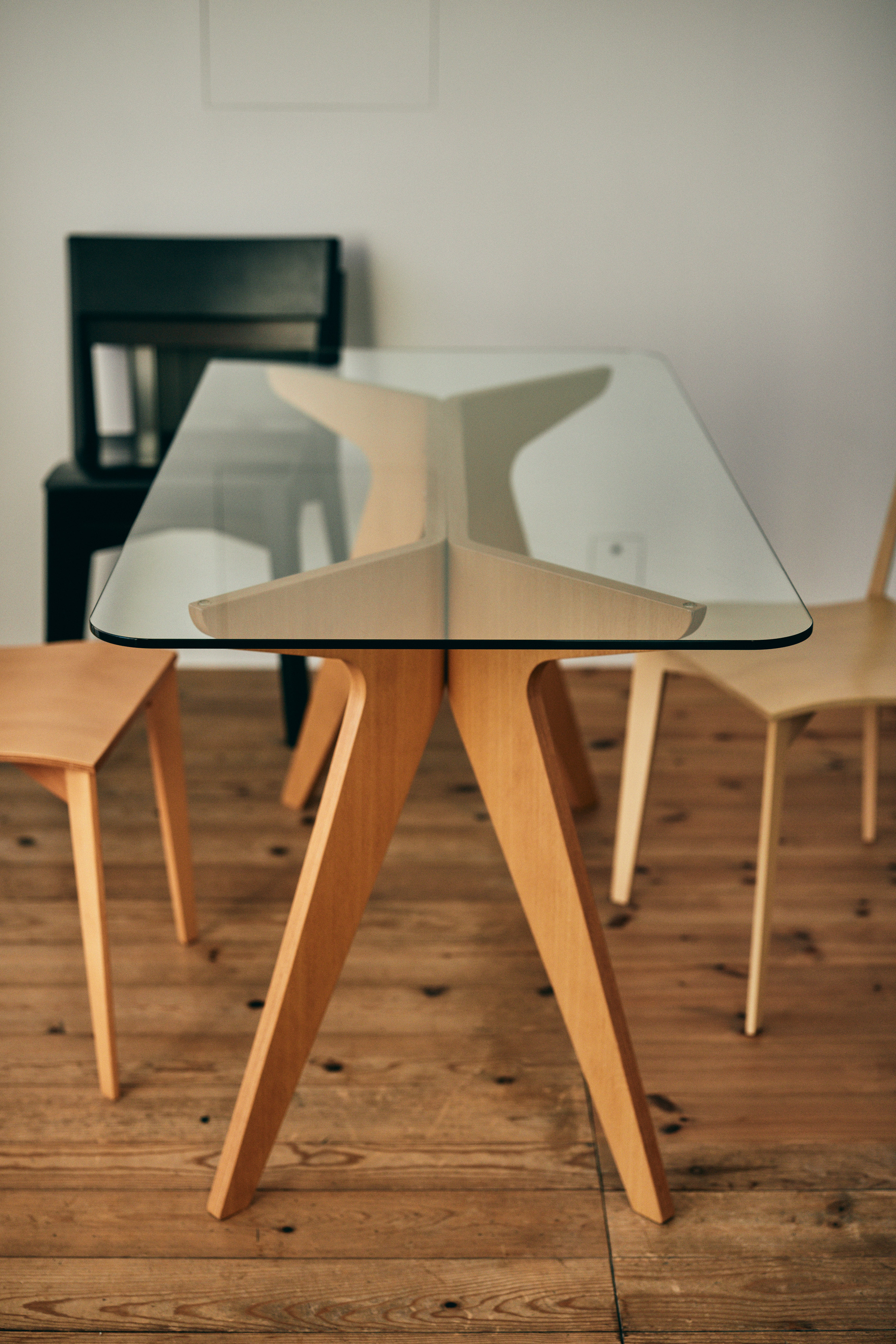 ペガサス ダイニング テーブル | TABLE | COLLECTION | E&Y