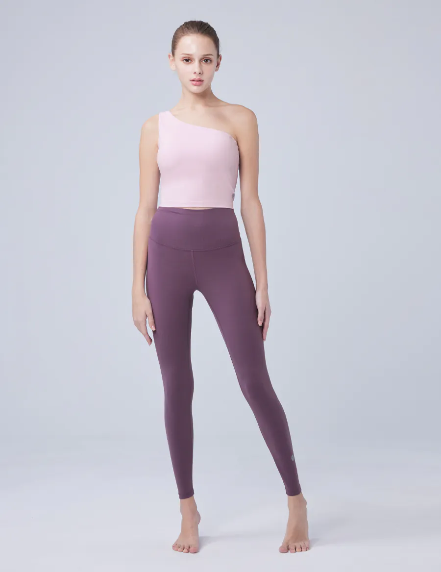 美しさの限界に挑戦し続ける！定番レギンス3型 | イージーヨガ