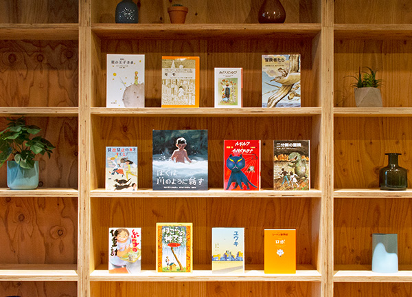 小学校入学や進級のお祝いに…。学年別で選べる児童書ギフトセット