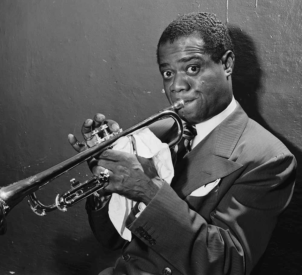 カムカムエヴリバディ』で再注目！ルイ・アームストロングとは一体何者