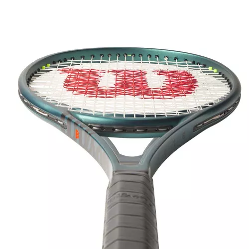 Wilson Blade 104 v9 (290g) racket - Extreme Tennis EN