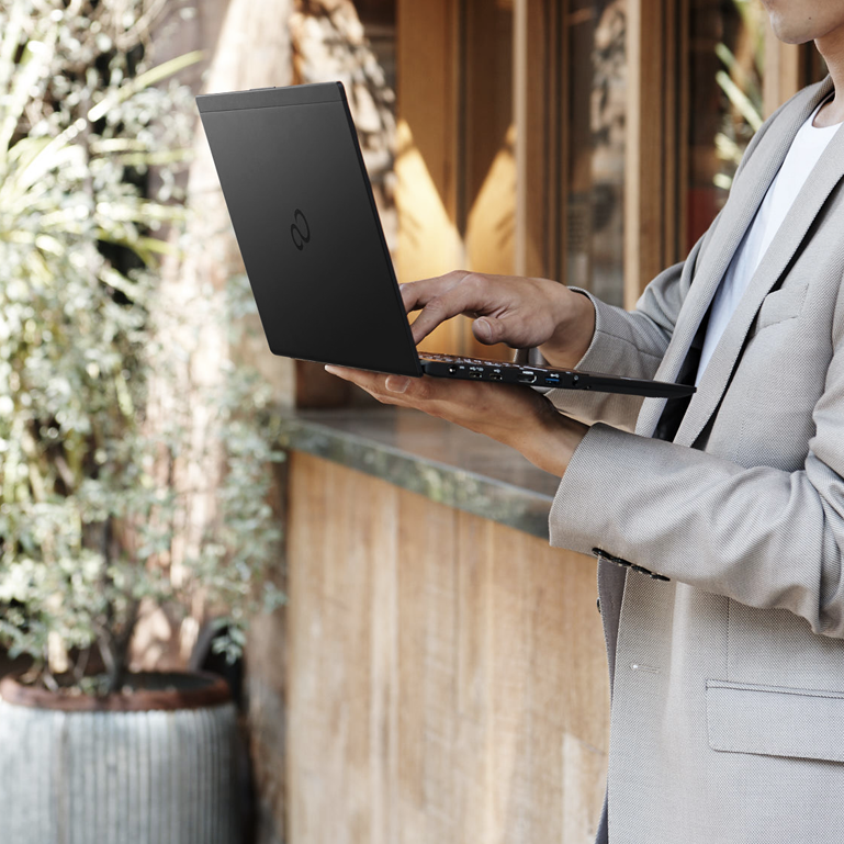 今までに発表した主な製品（13.3型ワイド ノートパソコン（PC