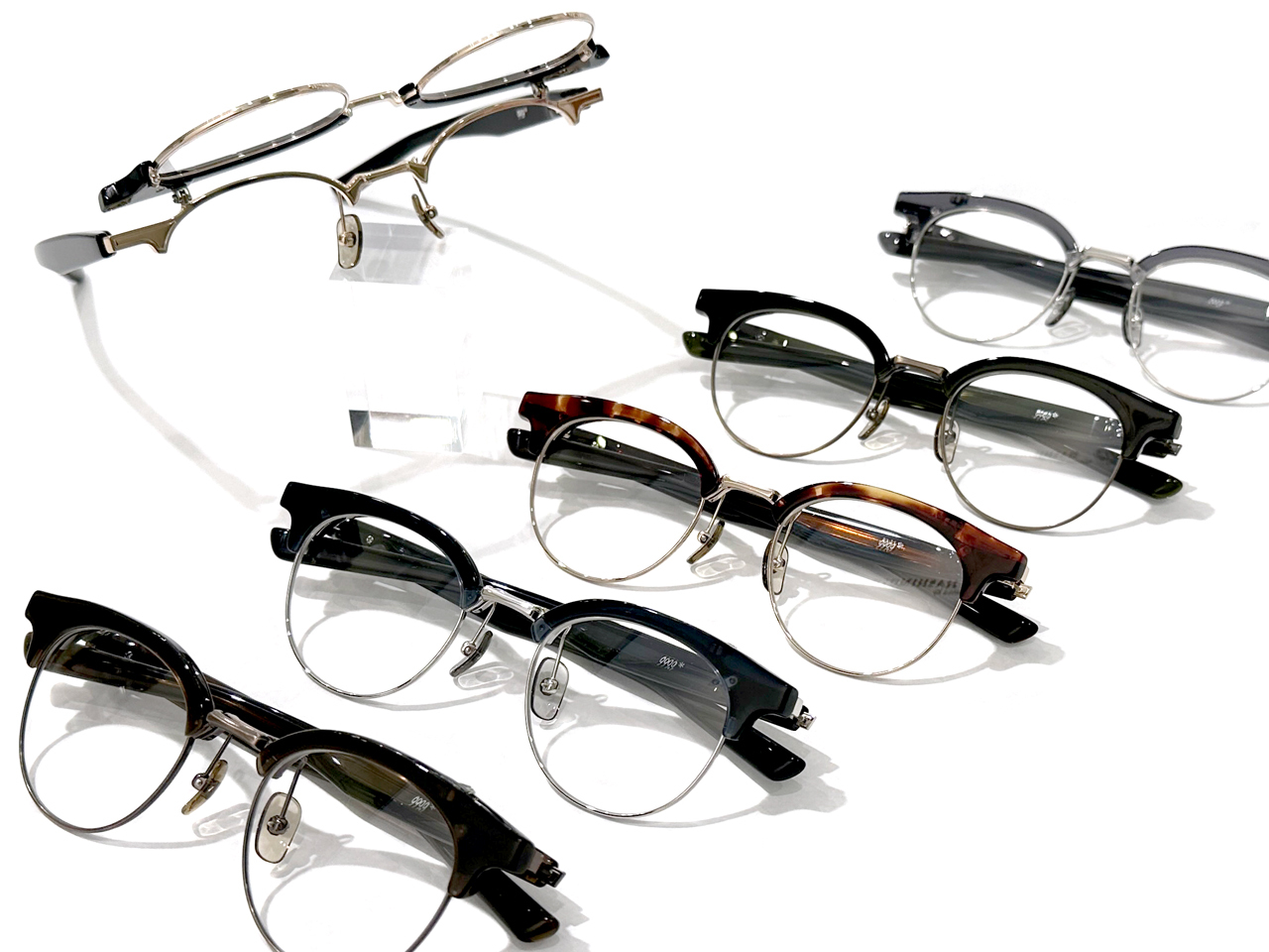 ボストンサーモントの質感高い跳ね上げフレーム「M-95」が全色ご覧