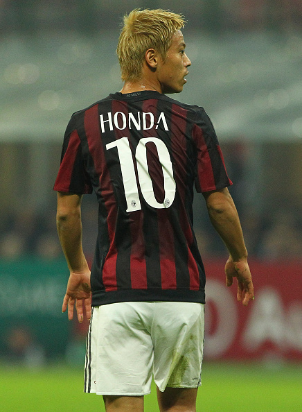 ミラン本田のユニフォーム販売数は世界一 イタリアメディアが1月移籍を