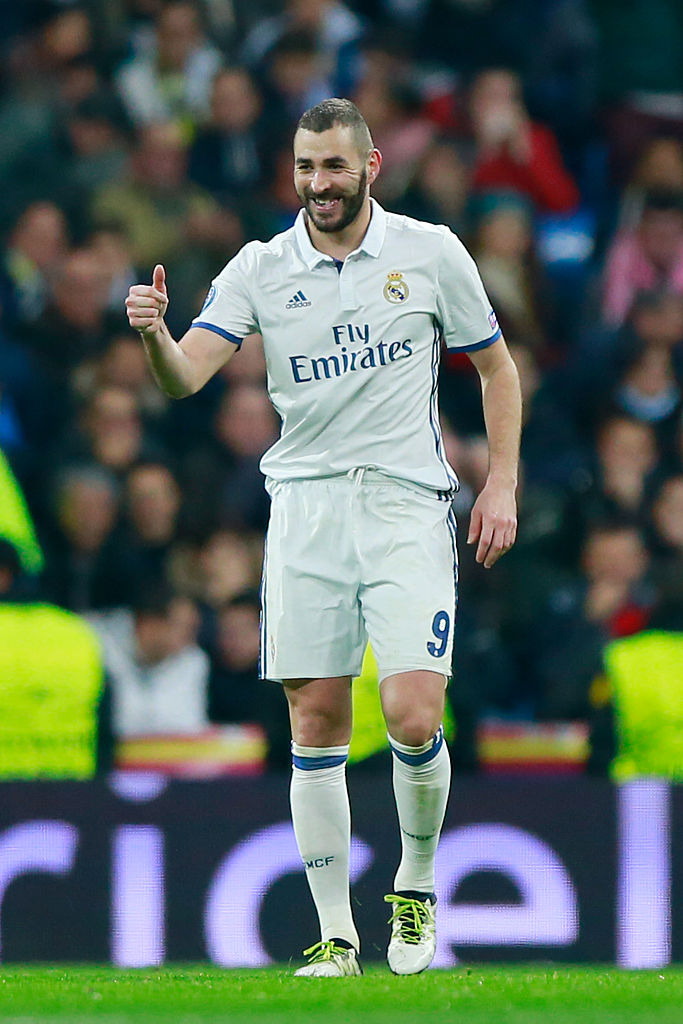 レアル、ベンゼマへの契約延長オファーを準備 年俸10億円弱から