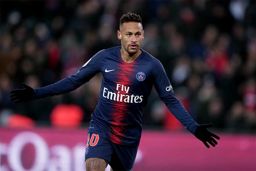 まるで忍者？ PSGネイマールの流麗なヒールリフトに海外脱帽「他に誰が