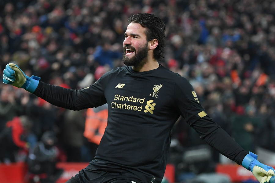 まさに炎のランナー!? リバプール守護神、