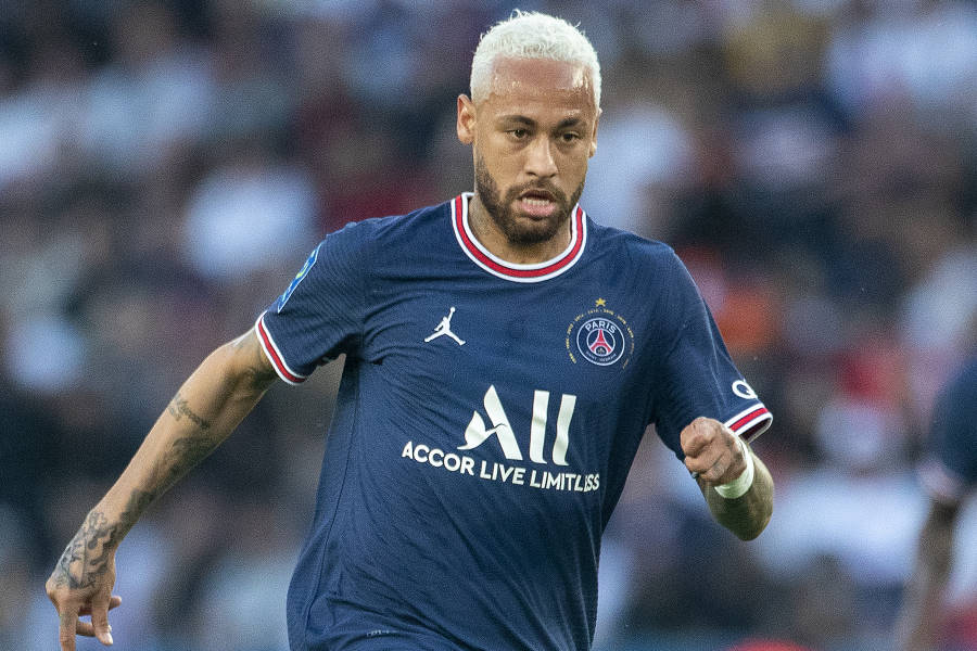 ネイマール、PSGと関係破たん？ 退団を思案中か「獲得レースは始まっ