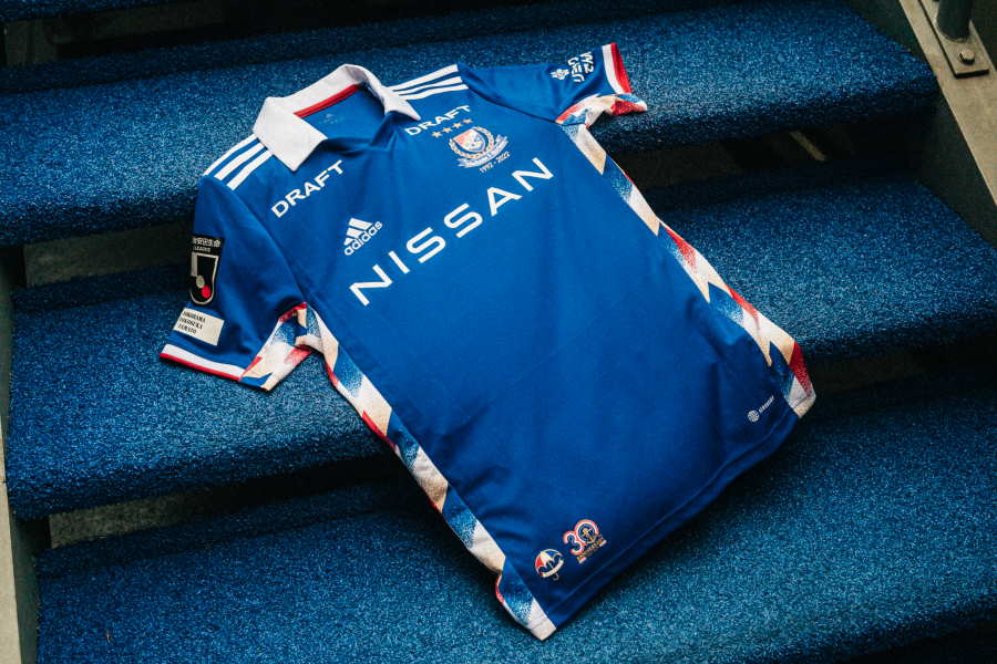 横浜FM、創設30周年の新ユニフォームデザインを豪州メディアも称賛