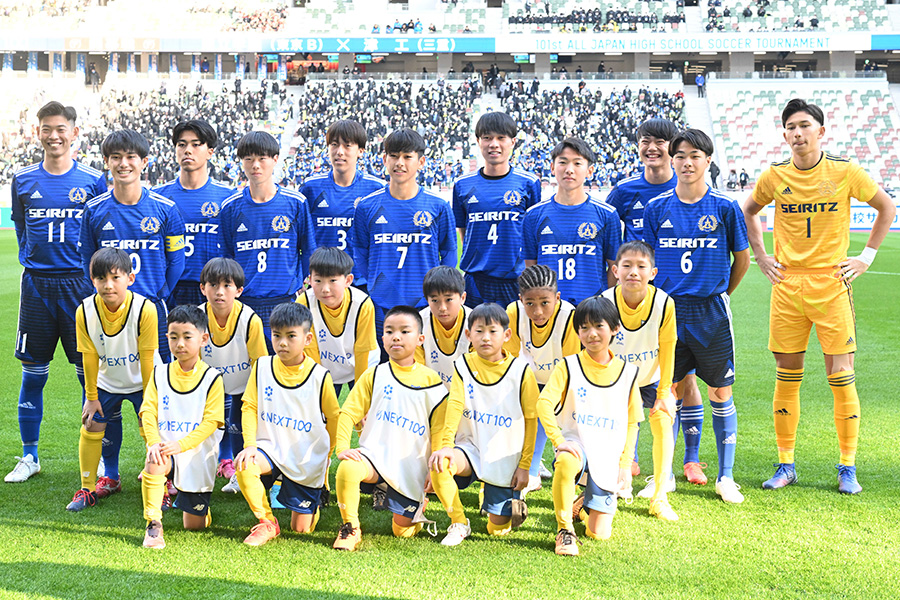 成立学園が19年ぶり選手権勝利 「感無量」と監督安堵も「ストレス