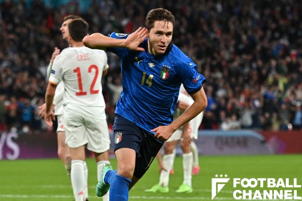 完璧すぎる！イタリア代表FWのゴールが凄い！スペイン代表GKも動けない