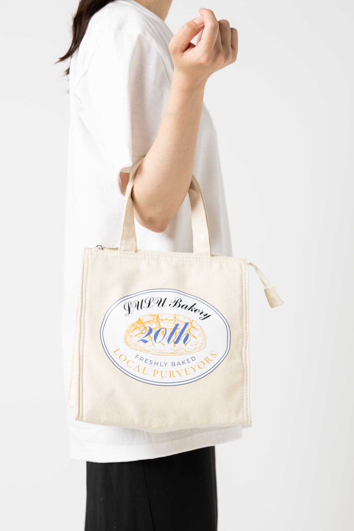 キャンバススクエア保冷トート（S）[MARKLESS STYLE TR-0868