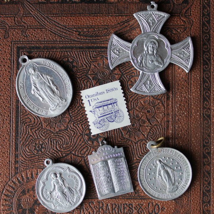 ヴィンテージ無原罪の聖母マリアメダイ｜アンティークメダイキリスト教