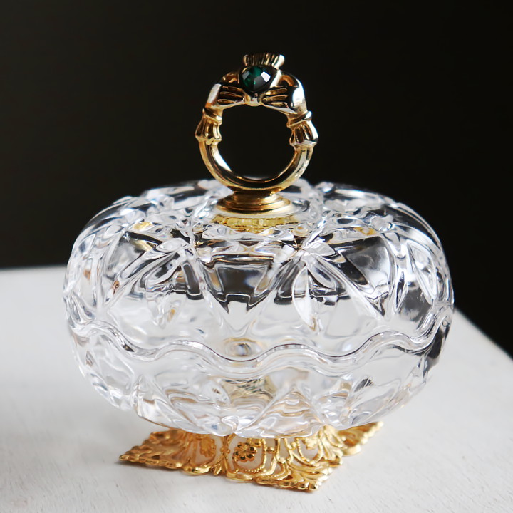 アイルランドヴィンテージ小物入れクラダリング付ガラストリンケット