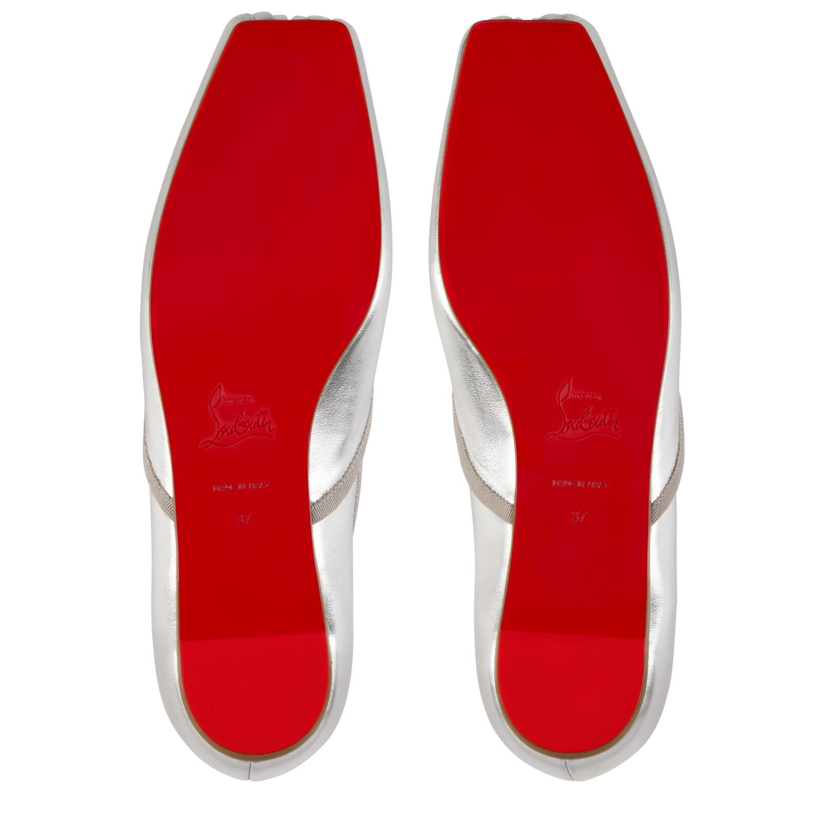 クリスチャン ルブタン“シルバーレザー”煌めくバレエシューズ