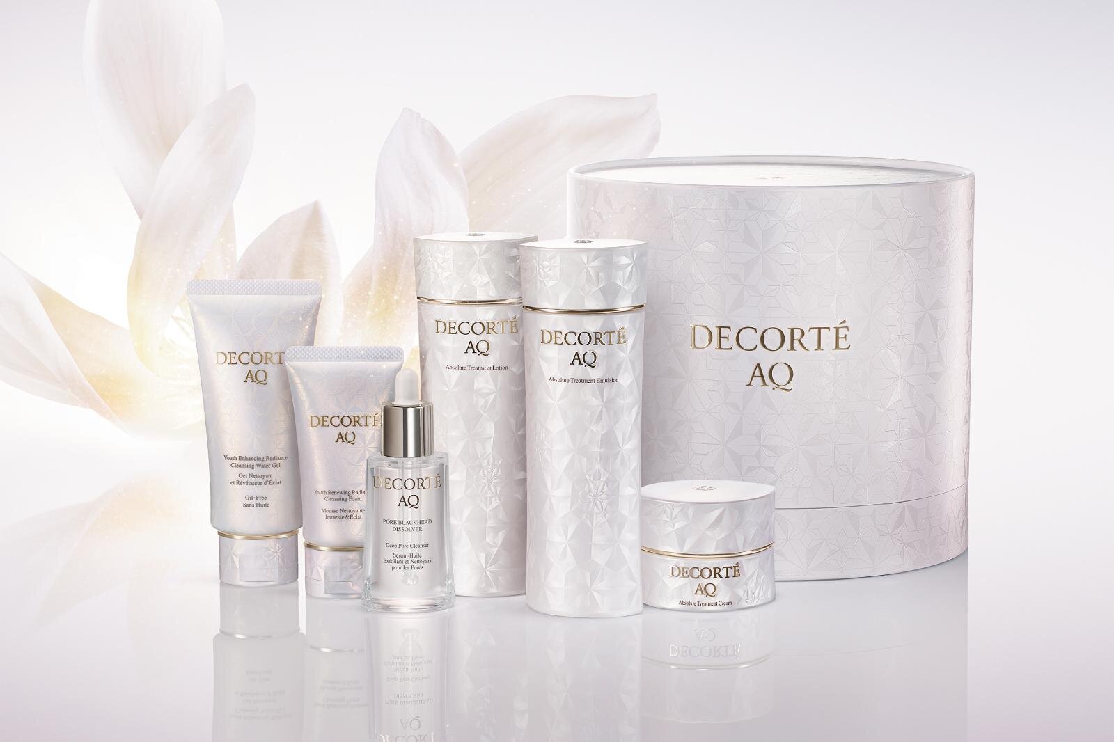 コスメデコルテ最高級「AQ」25年クリスマスコフレ、“毛穴角栓を溶かし