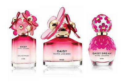 マーク ジェイコブスのフレグランス「デイジー」に、17年春限定キス