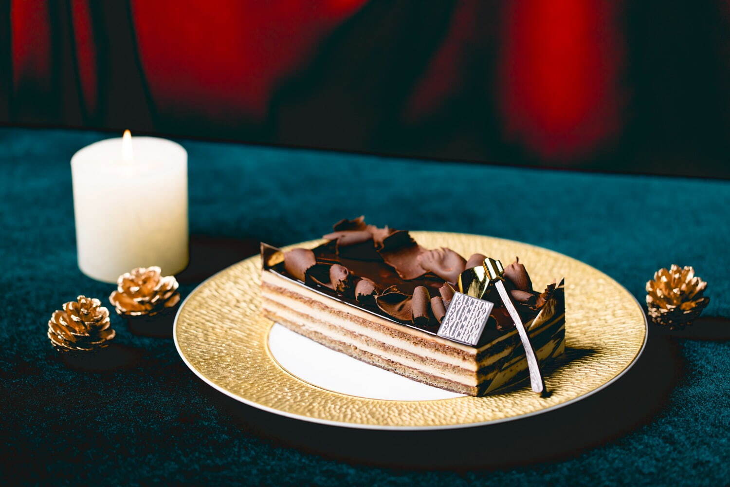 フォションホテル京都のクリスマス2023、“サーカス”テーマのピンク色