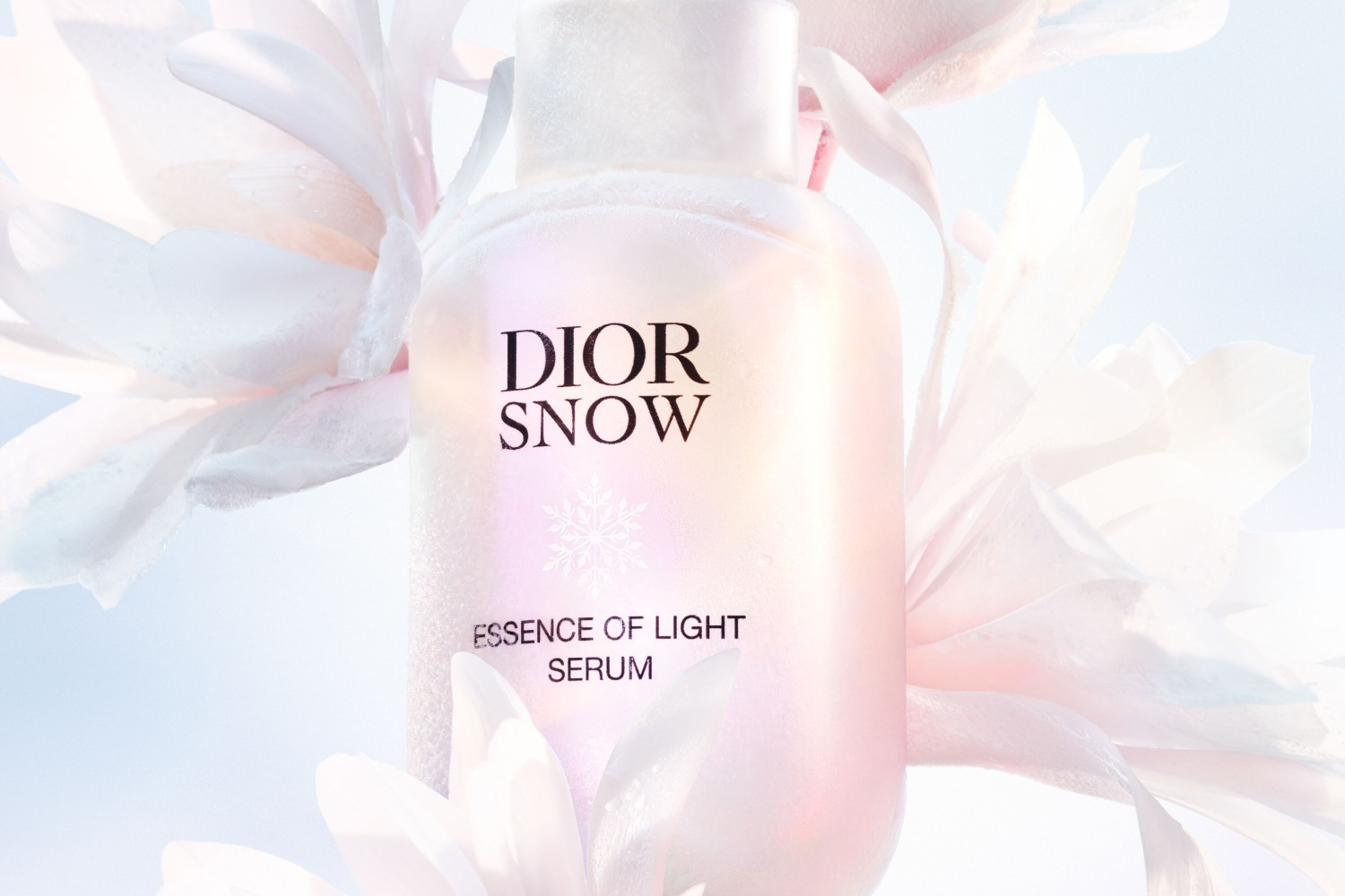 ディオール スノー25年春スキンケア、“雪のようにピュアな肌”導く薬用