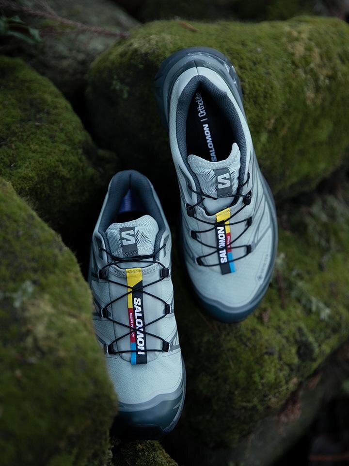 サロモンの防水スニーカー「XT-6 GTX」柔らかなグレーの限定色が