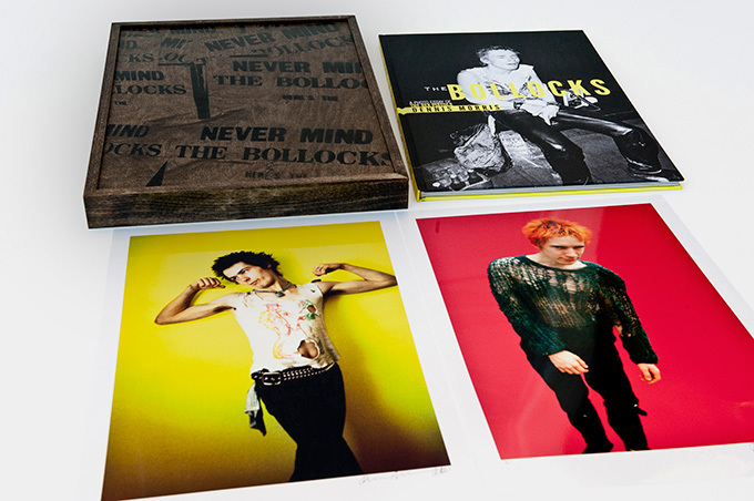 写真家デニス・モリスのセックス・ピストルズ写真集、原宿BOOKMARCで