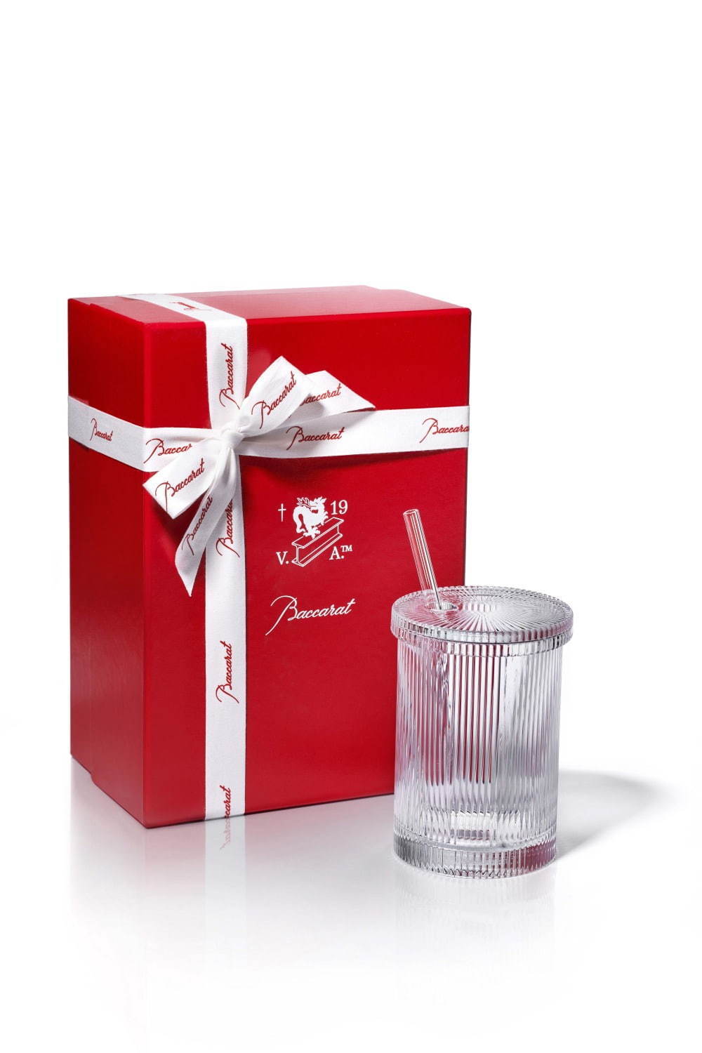 バカラ×ヴァージル・アブロー“ファストフード”を彷彿させるストロー