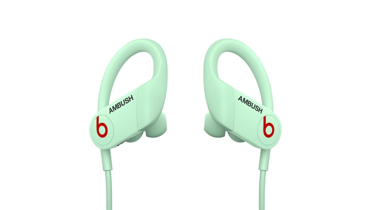 アンブッシュ×beatsのコラボイヤホン、暗闇で光る「Powerbeats