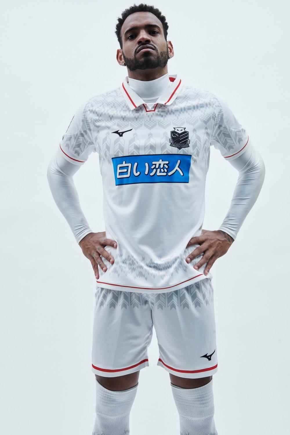 北海道コンサドーレ札幌の新ユニフォームをホワイトマウンテニアリング