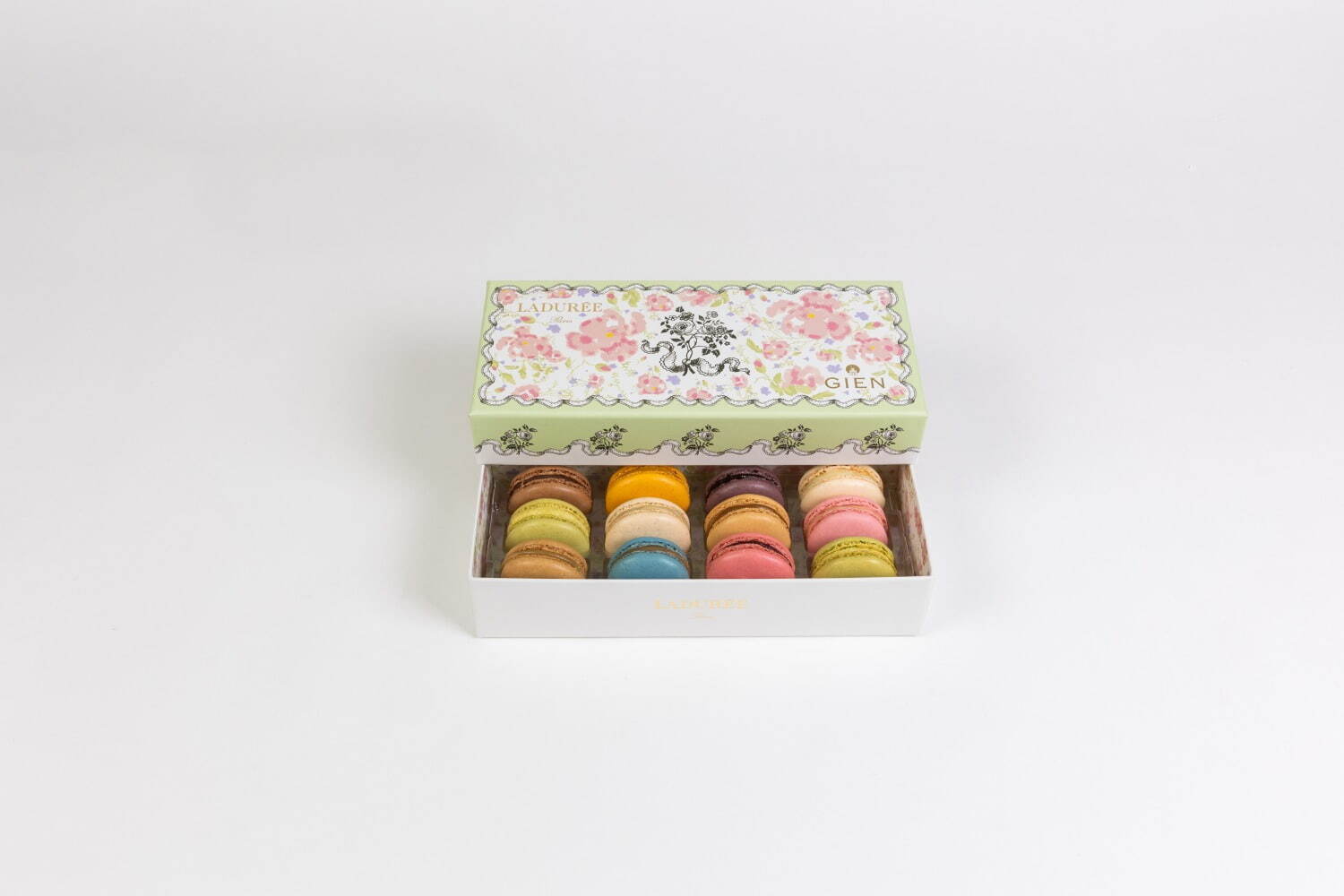 ラデュレ×陶器工房「ジアン」バラのブーケや花々を描いたティーポット