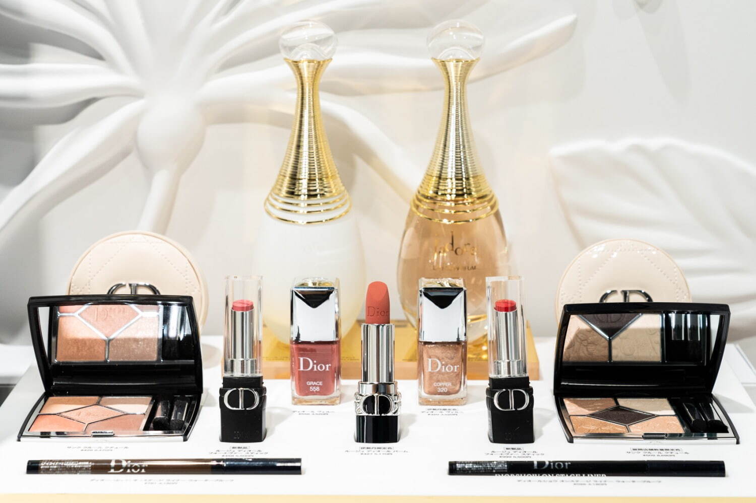 ディオール「ジャドール」“花と水から生まれた”新フレグランス、伊勢丹