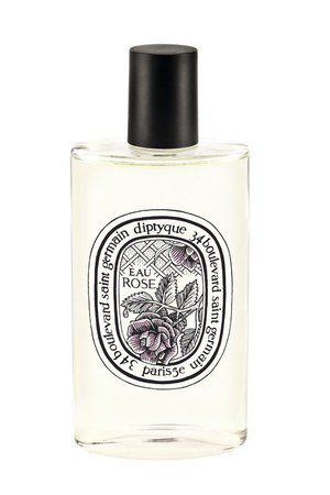 ディプティック(diptyque)から、ローズの香りのキャンドルと