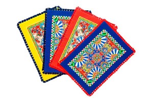 ドルチェ＆ガッバーナから、シチリアの伝統芸術をモチーフにした雑貨