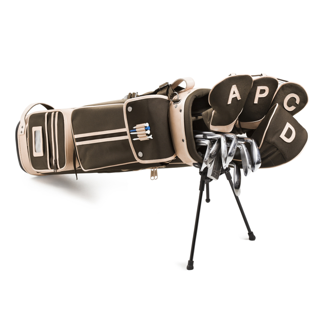 A.P.C.×イーストパック ゴルフバッグなど全3モデル9月発売