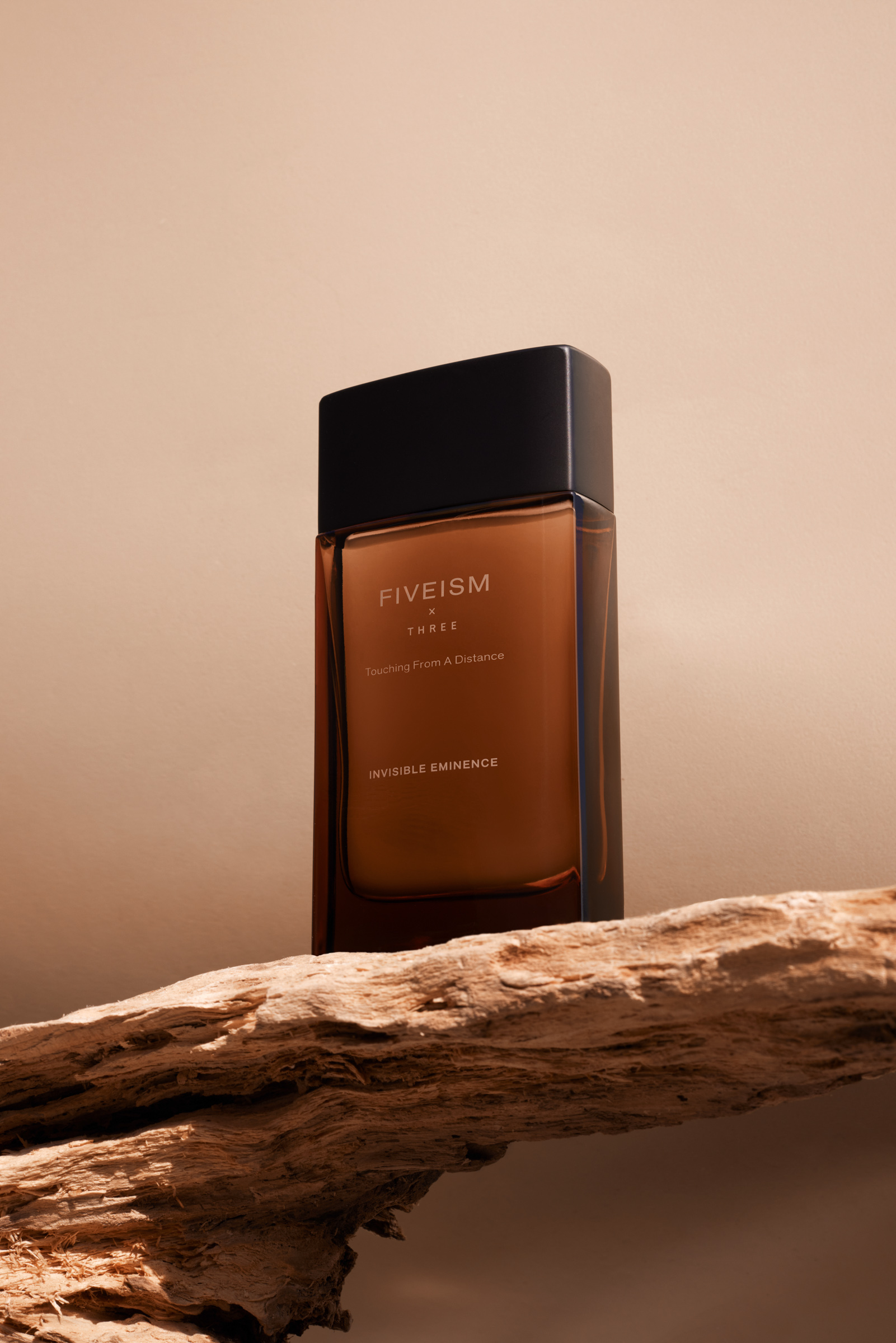 ファイブイズム バイ スリー」からフレグランス第2弾 ジェンダーに