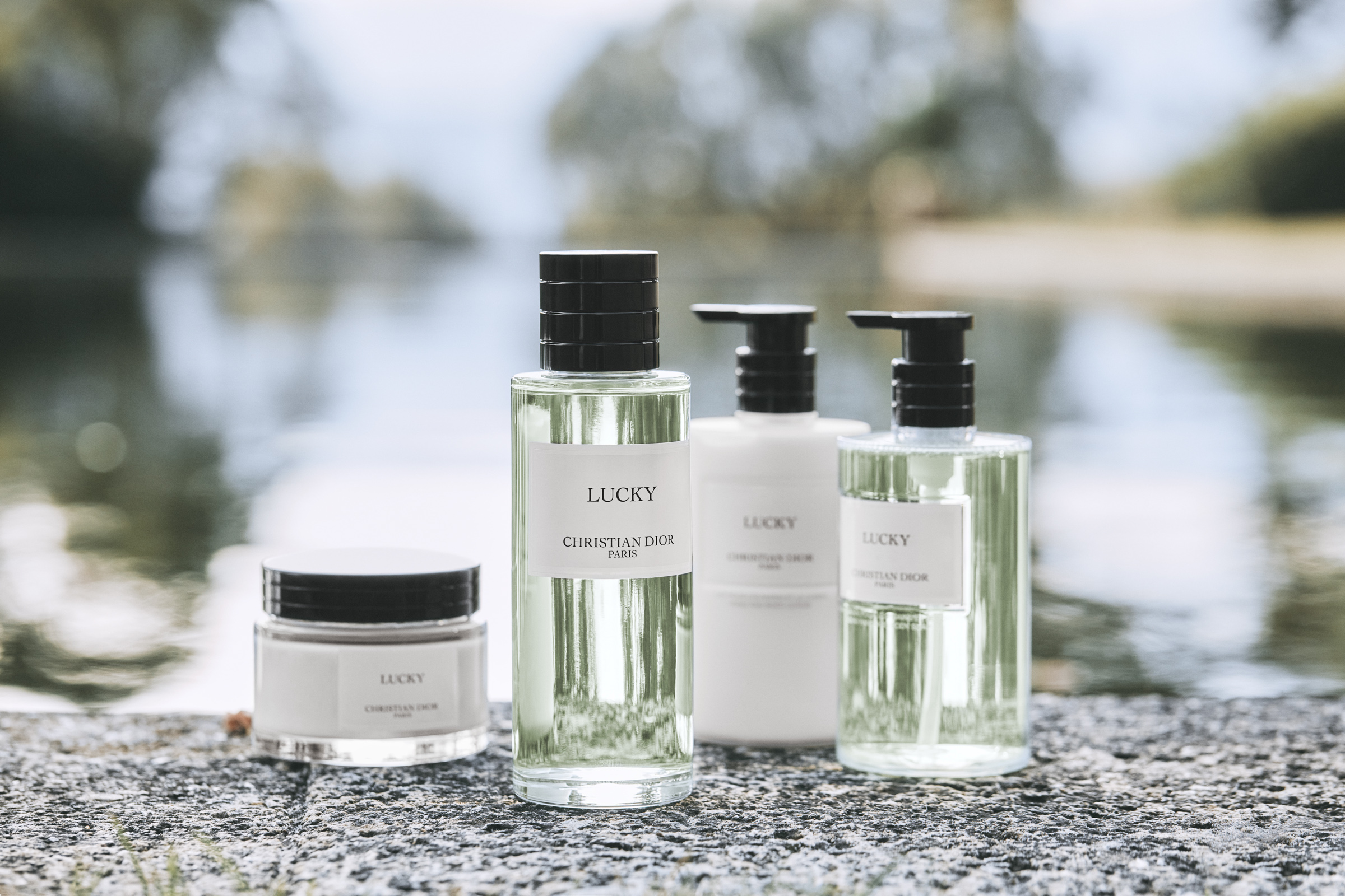 山下智久がスズランの香り「メゾン クリスチャン ディオール ラッキー