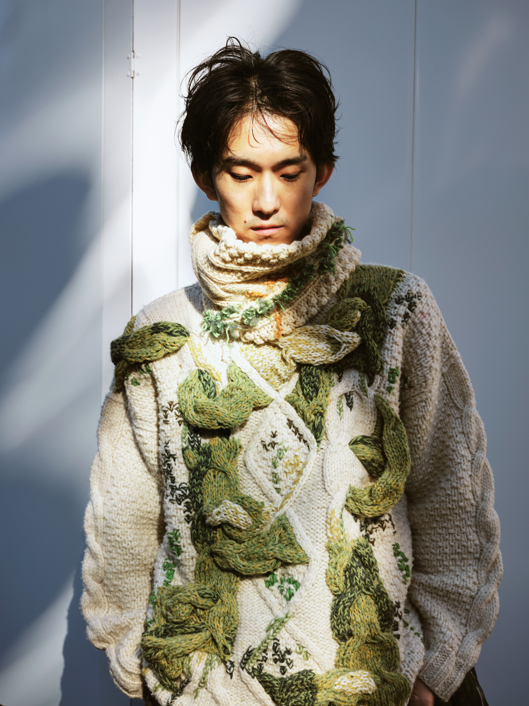 苔に侵食されたニット」を展示販売、蓮沼千紘の「an/eddy」が新作展を開催