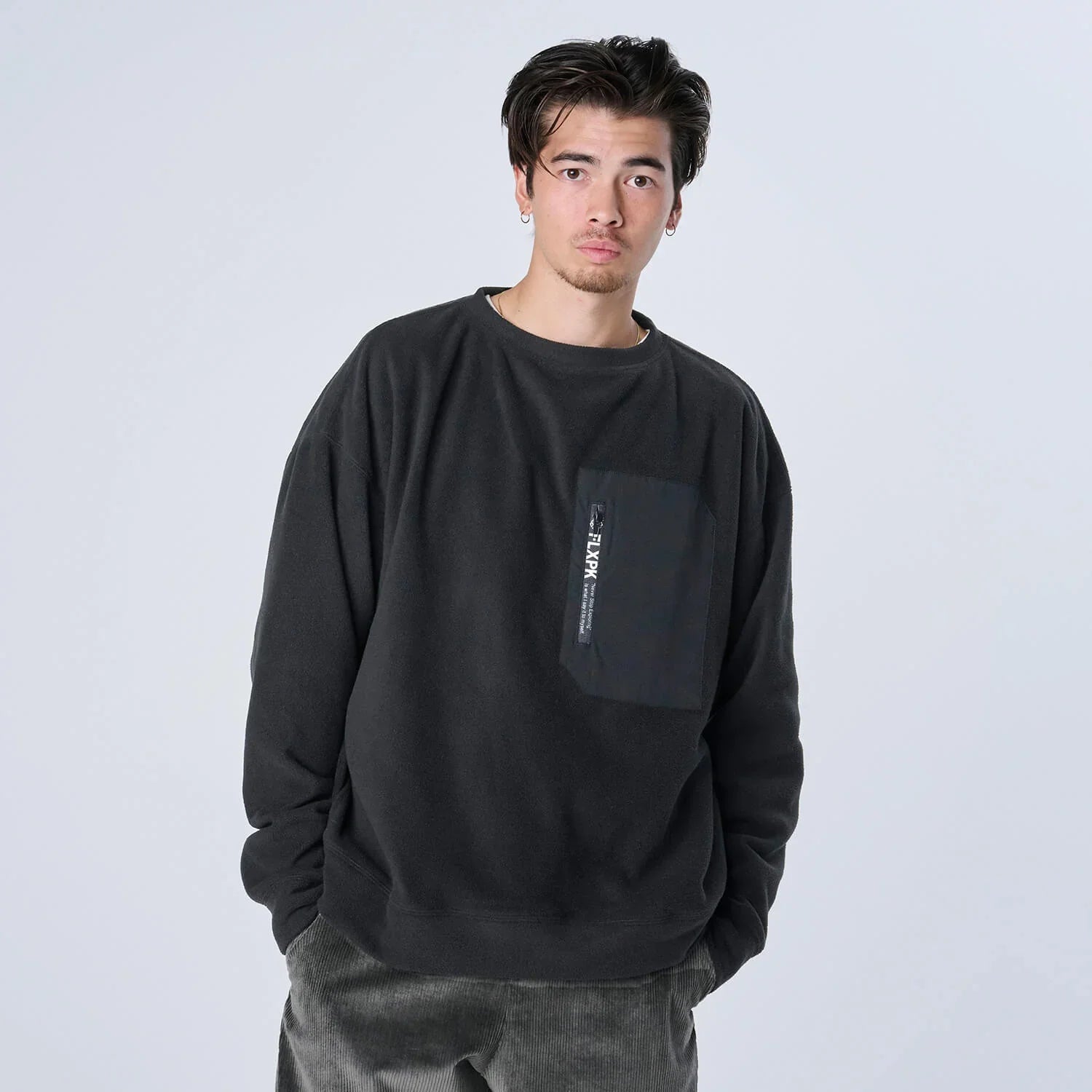 fw-06_BLK01.jpg?v=1760170715