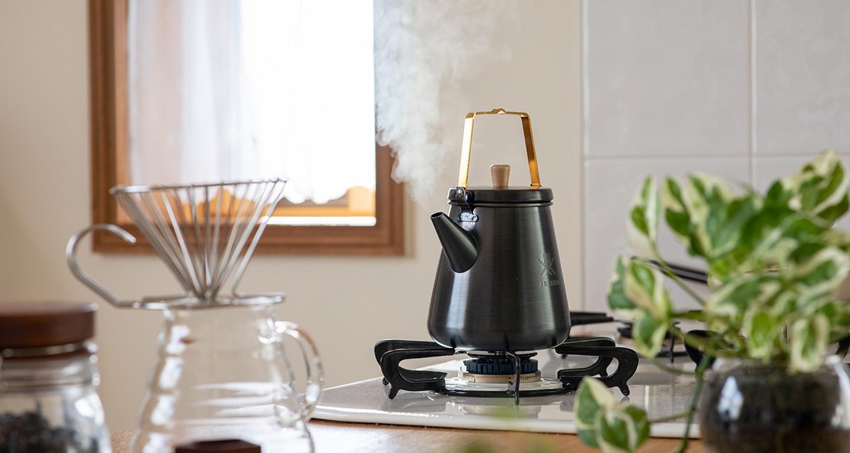 1.0Lトリップケトル（サテンブラック）｜製品を見る｜薪⽕の総合商社