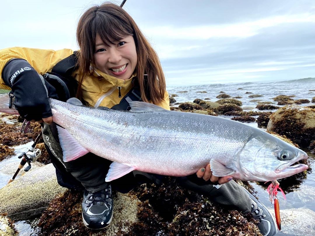 小野ちゃんの北海道の大自然でのダイナミックファイト！ - Fishman