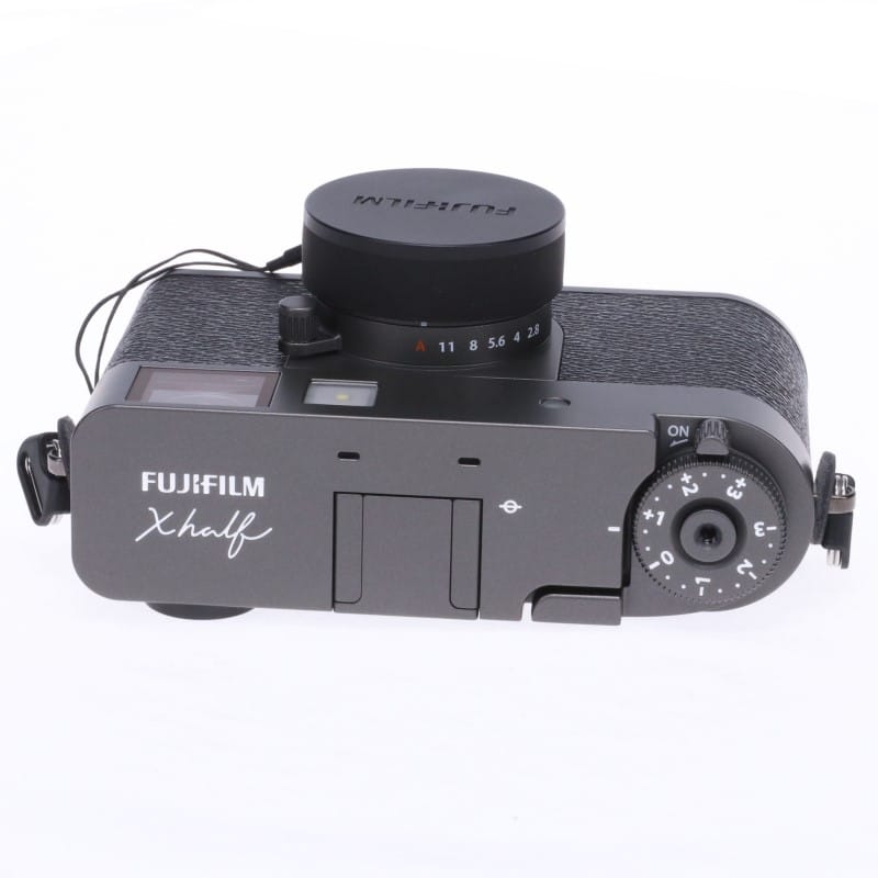 富士フイルム X half (FUJIFILM X-HF1) チャコールシルバー 中古