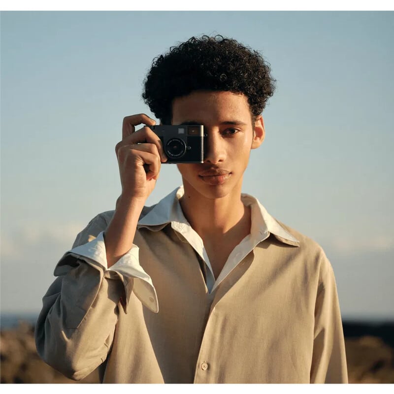 富士フイルム X half (FUJIFILM X-HF1) チャコールシルバー 新品