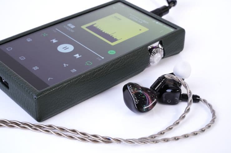 THIEAUDIO Monarch MKIV レビュー | 迫力満点の重低音！チューニング