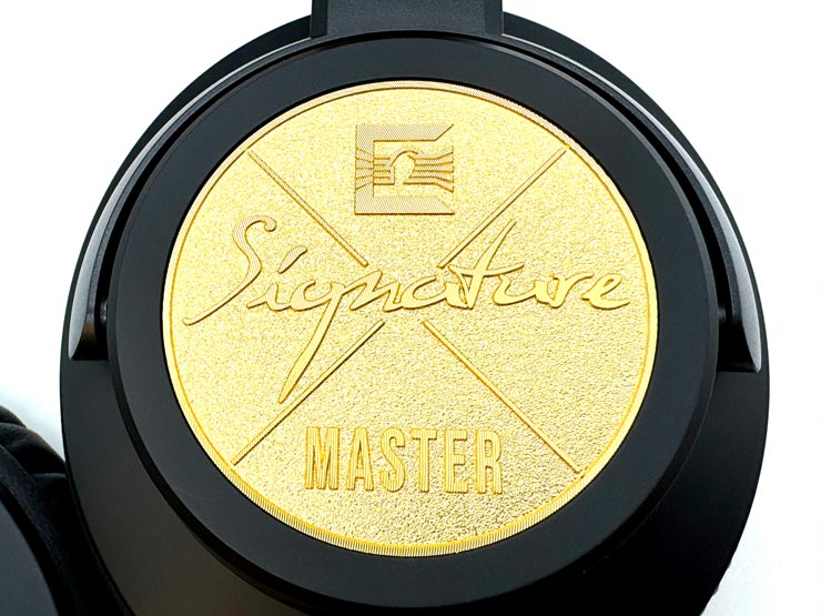 ULTRASONE Signature MASTER MkII レビュー | バランス接続対応と装着